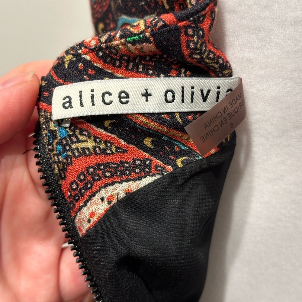 (NWOT) Alice + Olivia Alves Maxi Dress size 6 - Picture 9 of 9